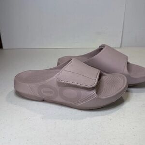 Oofos OOahh Sport Flex Slide Sandals Pink Women’s 7